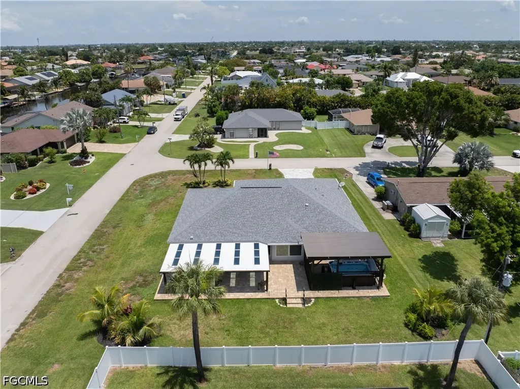 430 SW 44th Terrace Cape Coral FL 33914