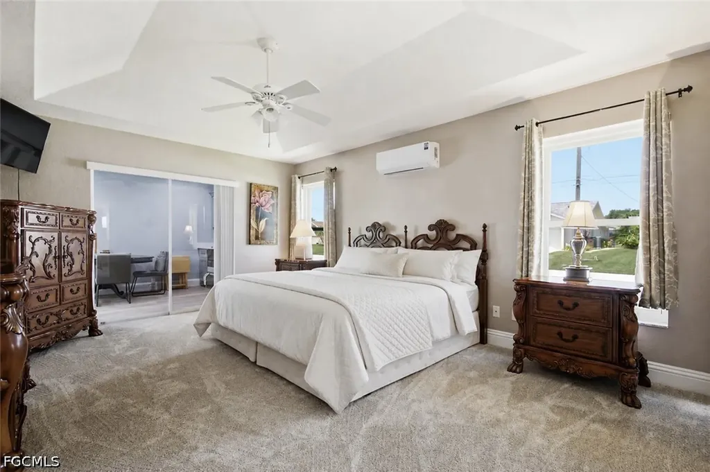 430 SW 44th Terrace Cape Coral FL 33914