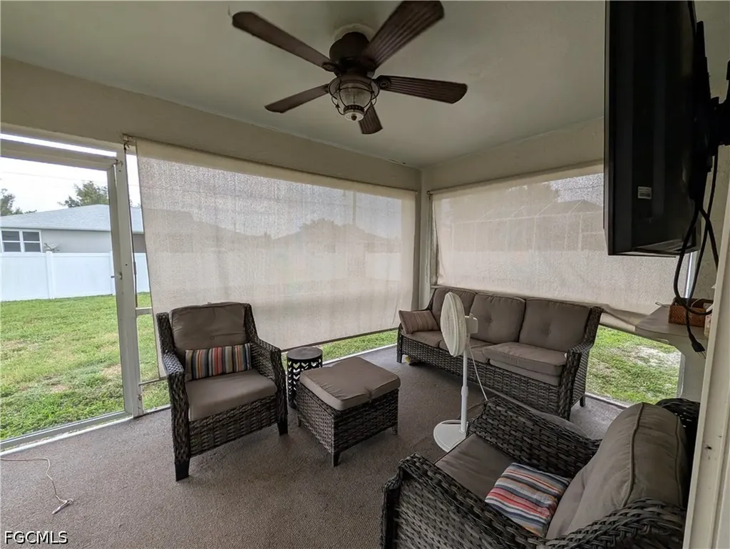 827 NE 17th Street Cape Coral FL 33909