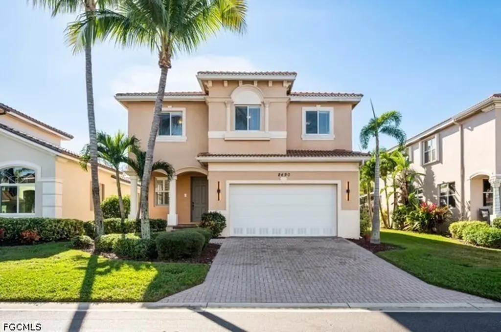 8490 Sumner Avenue Fort Myers FL 33908