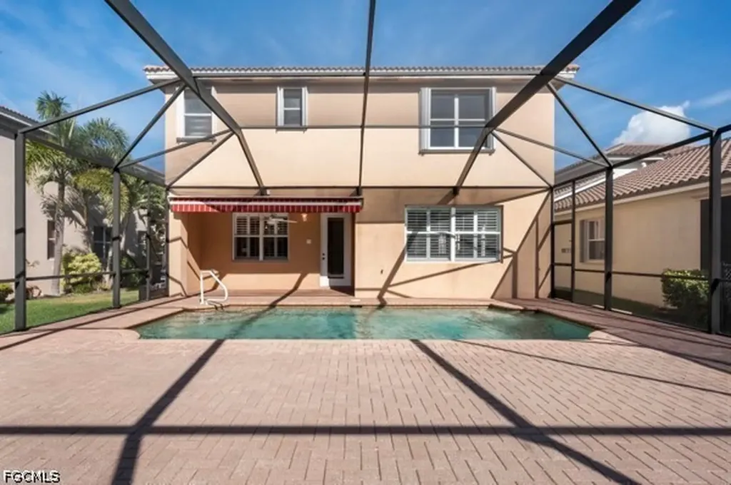 8490 Sumner Avenue Fort Myers FL 33908
