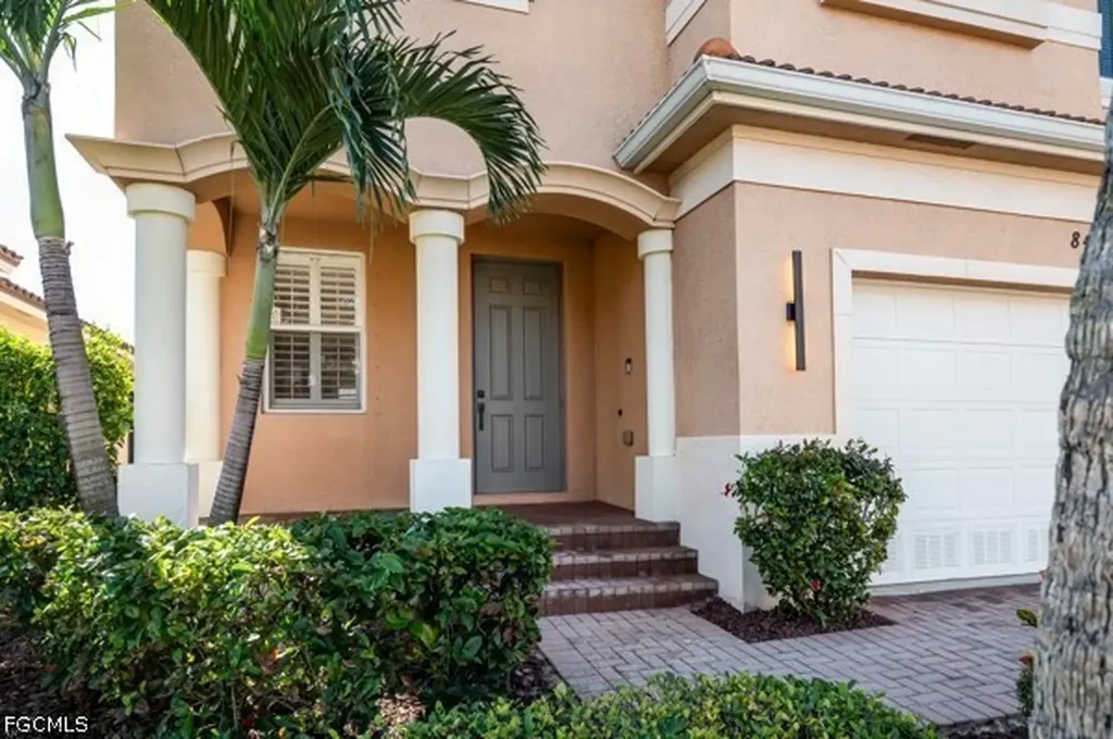 8490 Sumner Avenue Fort Myers FL 33908