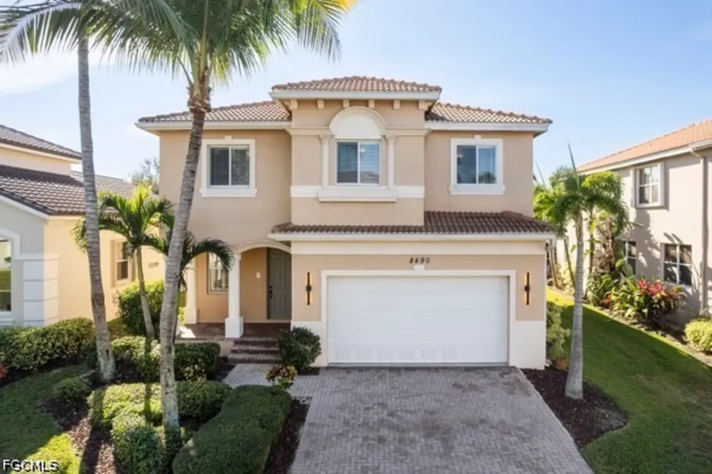 8490 Sumner Avenue Fort Myers FL 33908