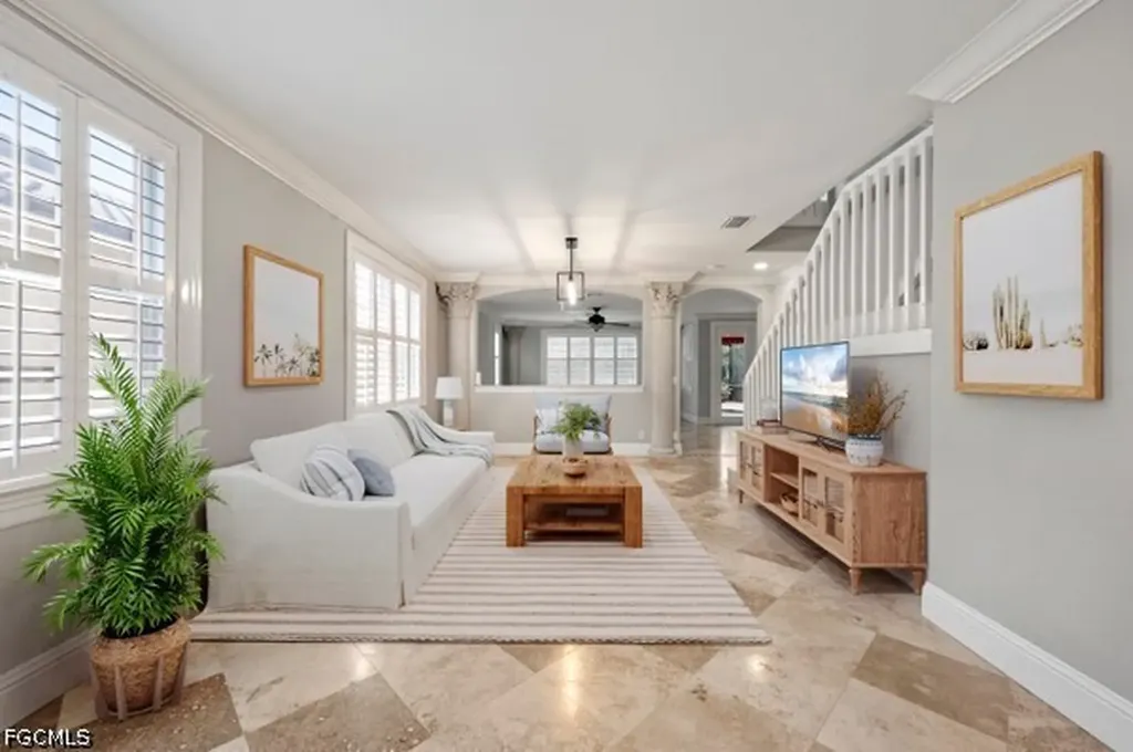 8490 Sumner Avenue Fort Myers FL 33908