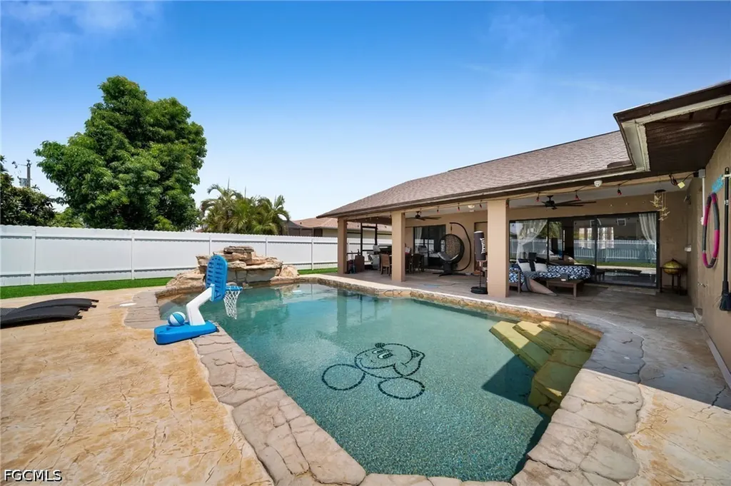 203 SE 16th Terrace Cape Coral FL 33990