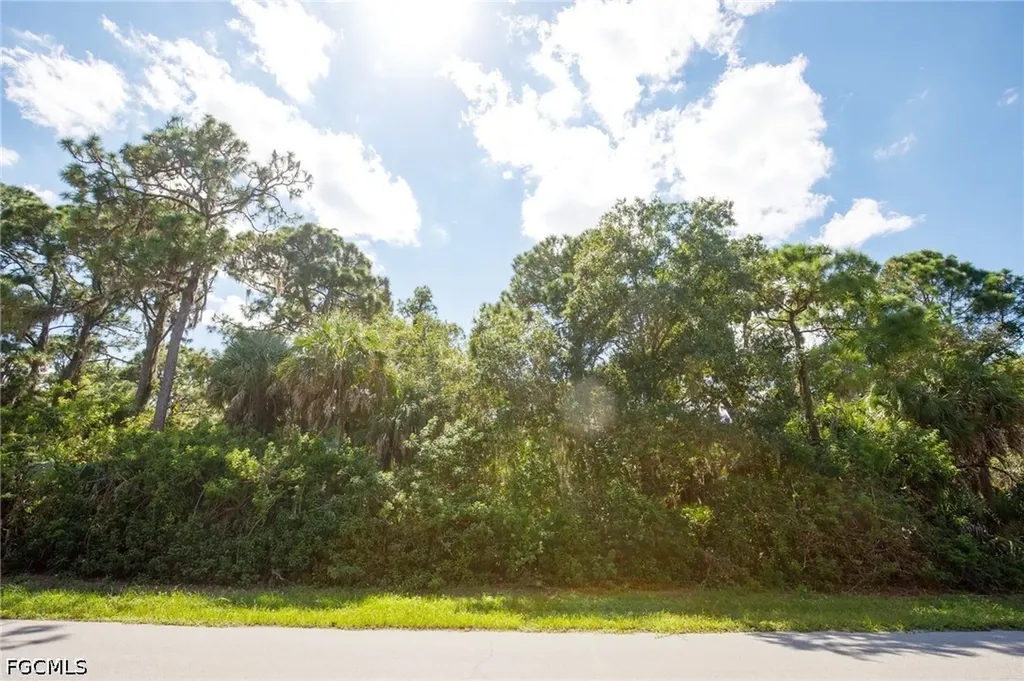 175 Sesame Road E Rotonda West FL 33947