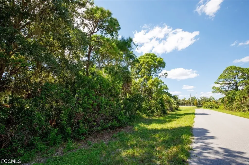 175 Sesame Road E Rotonda West FL 33947