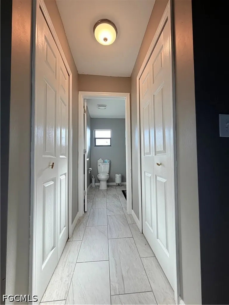 100 NW 13th Place Cape Coral FL 33993