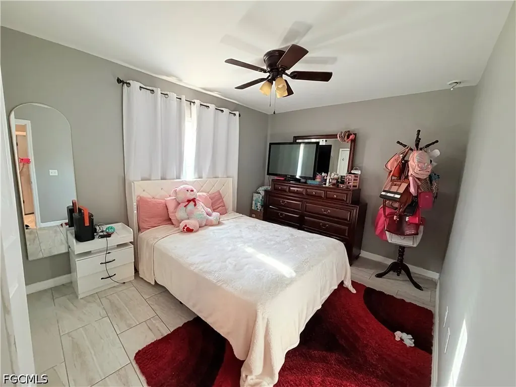 100 NW 13th Place Cape Coral FL 33993