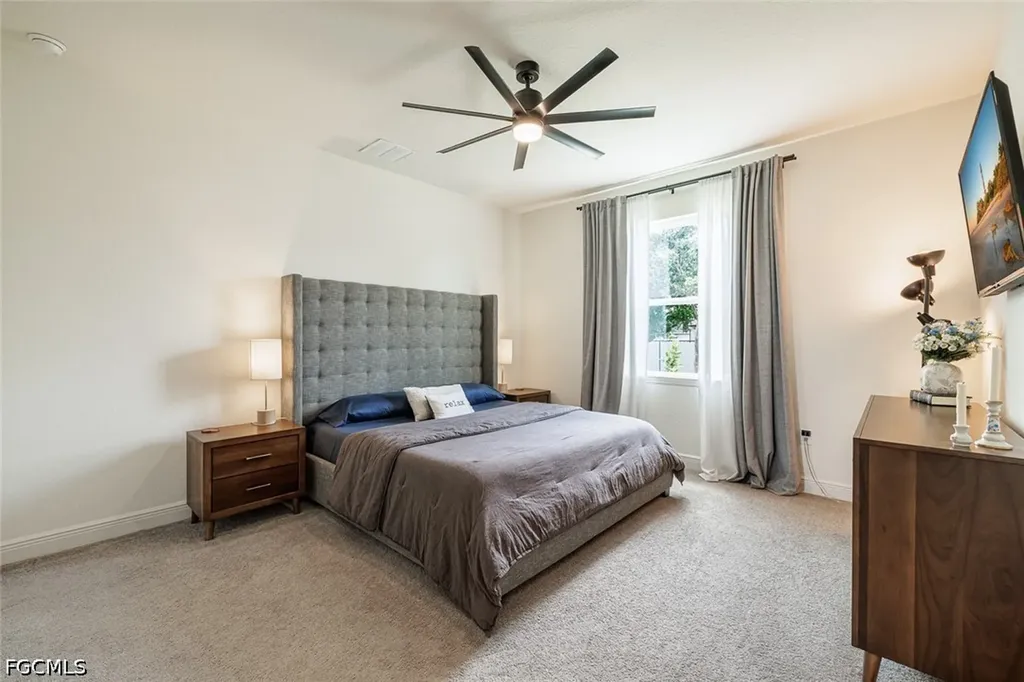 3083 NW 4th Place Cape Coral FL 33993