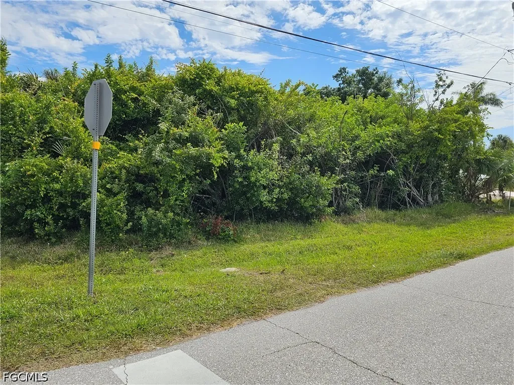 10271 Waterford Avenue Englewood FL 34224