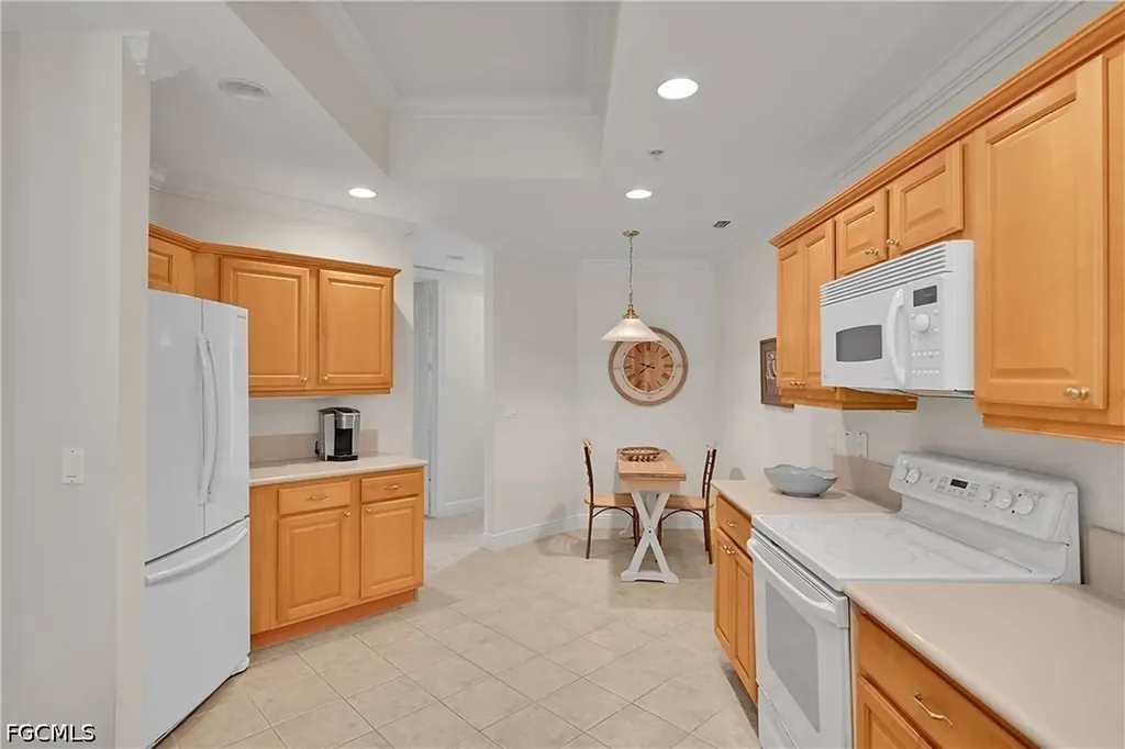 4700 Yacht Harbor Drive Naples FL 34112