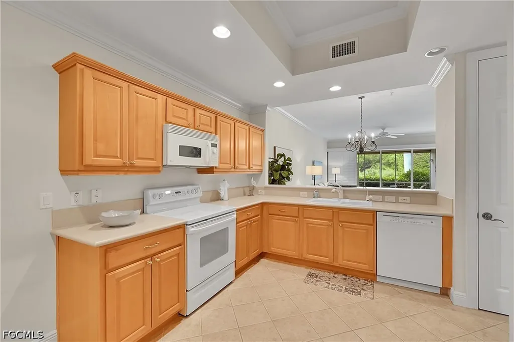 4700 Yacht Harbor Drive Naples FL 34112