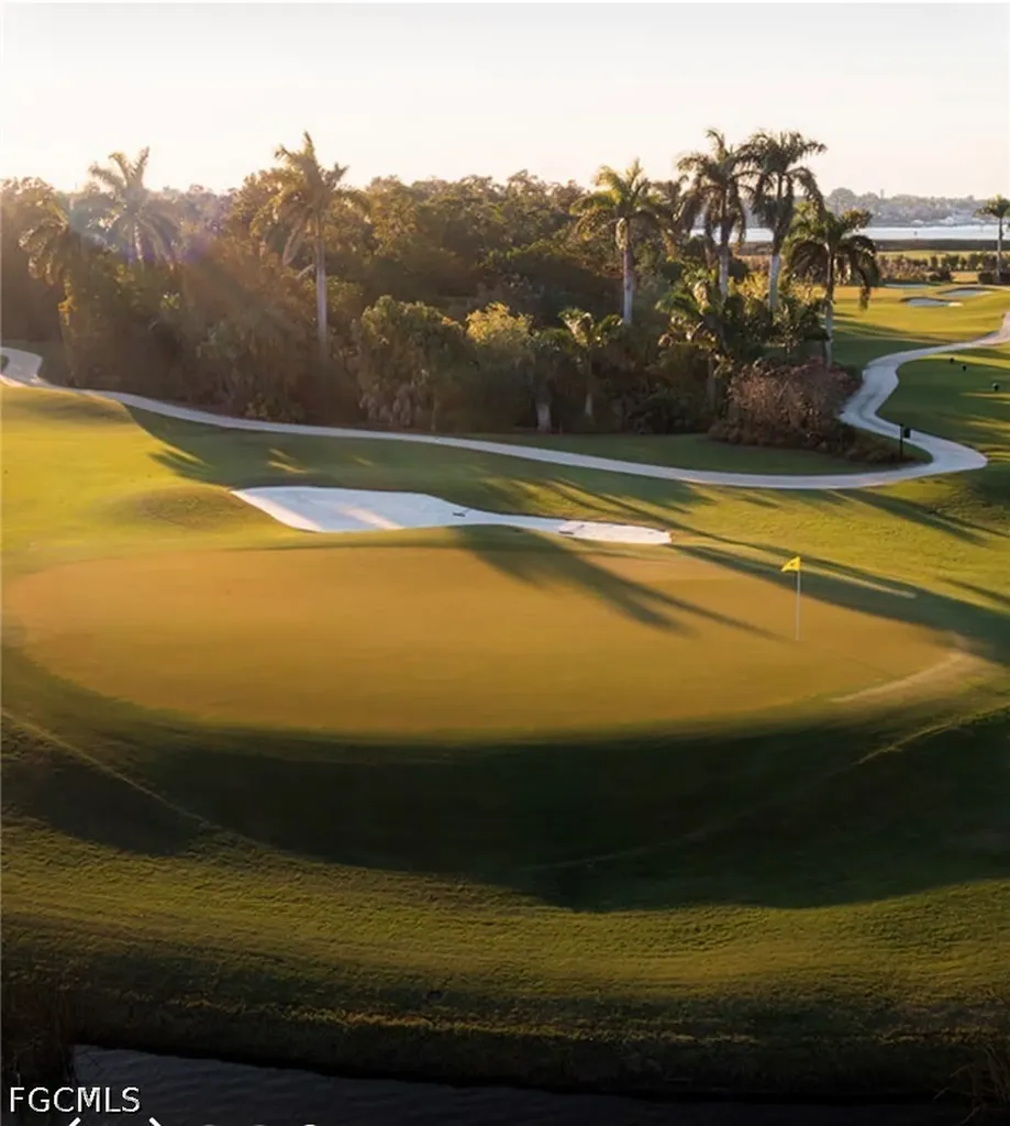 4700 Yacht Harbor Drive Naples FL 34112