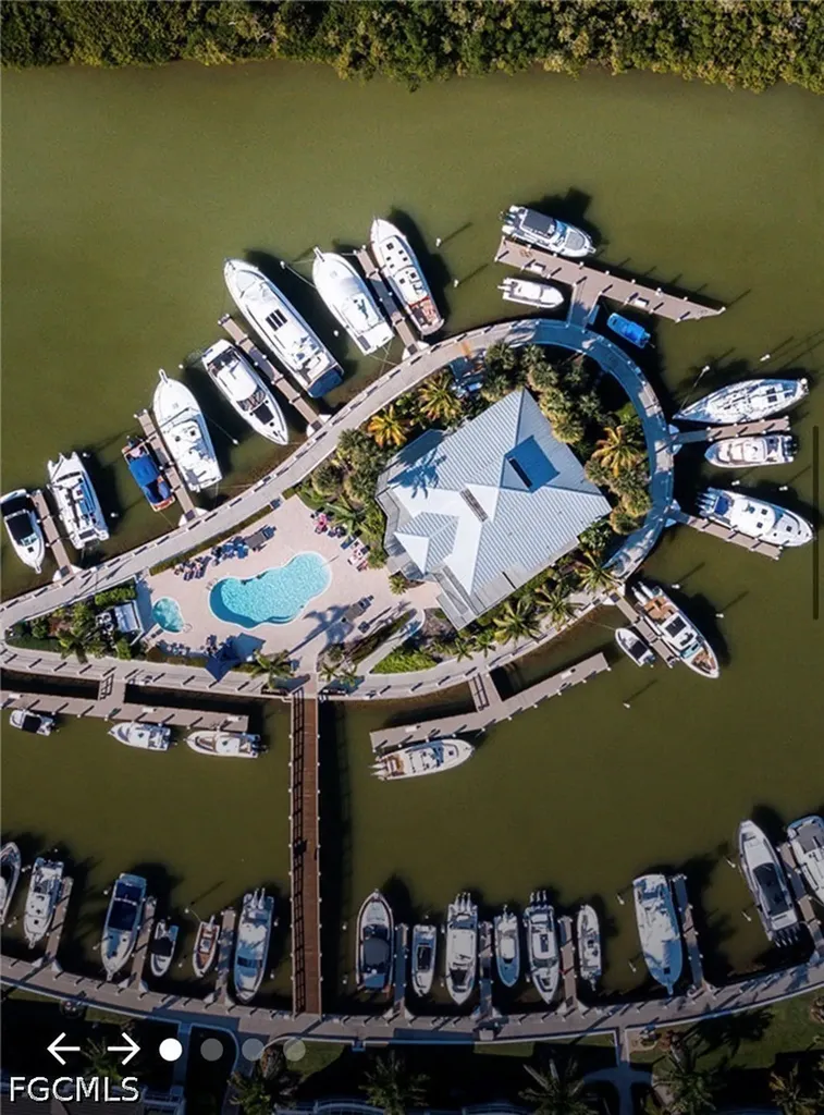 4700 Yacht Harbor Drive Naples FL 34112