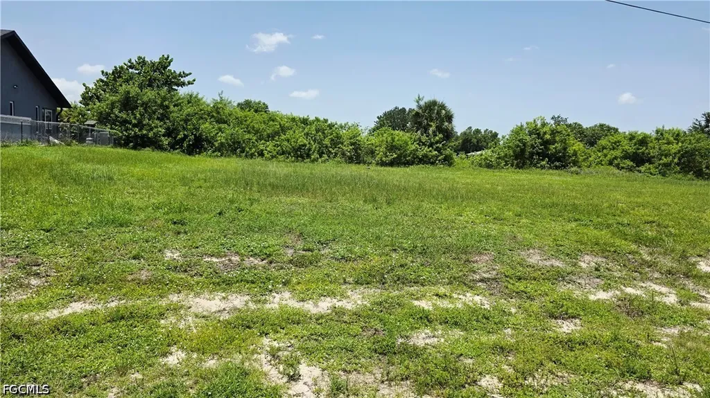 1218 NE 9th Avenue Cape Coral FL 33909