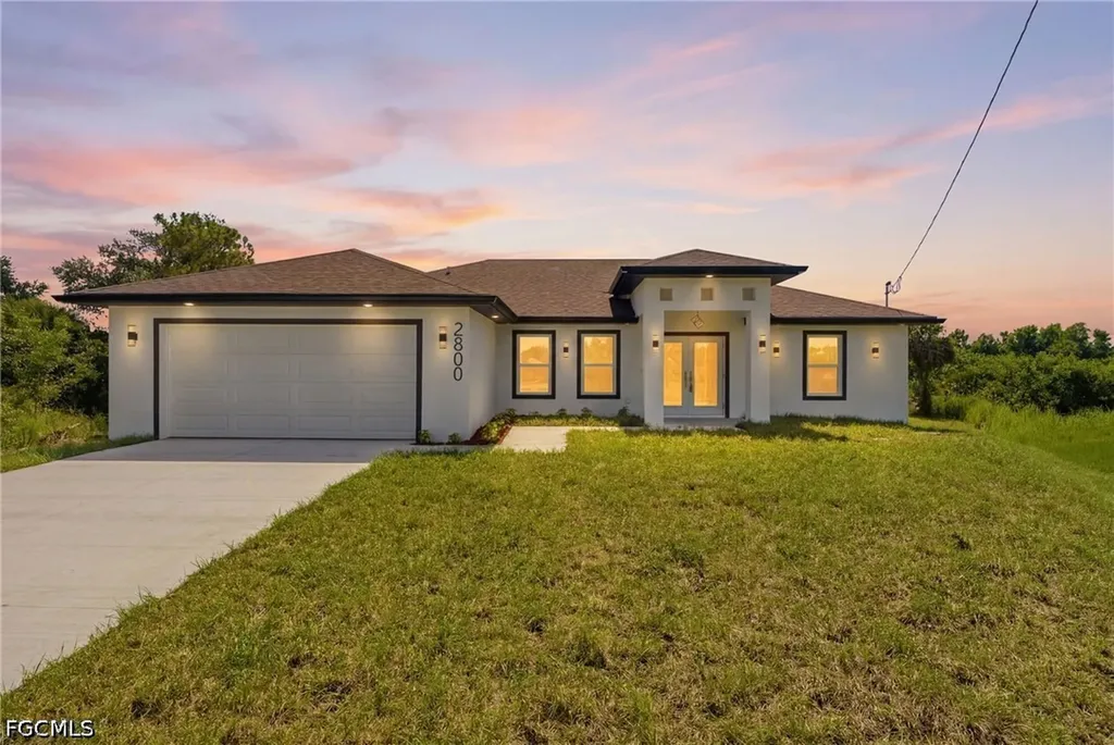 2800 Nora Avenue N Lehigh Acres FL 33971