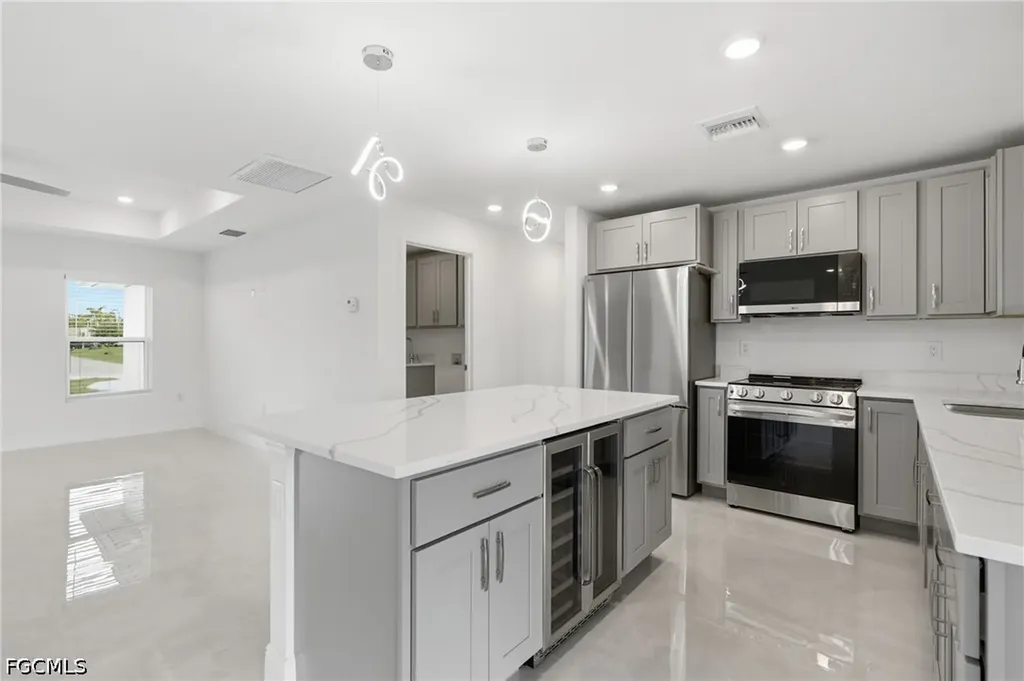 2800 Nora Avenue N Lehigh Acres FL 33971