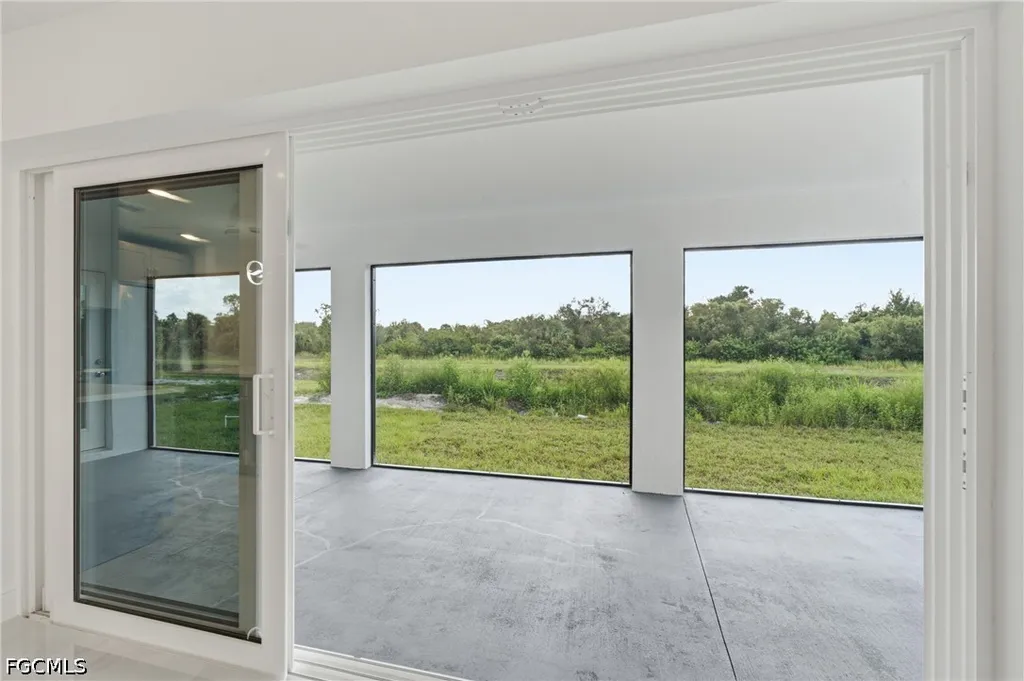 2800 Nora Avenue N Lehigh Acres FL 33971