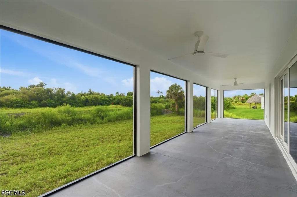 2800 Nora Avenue N Lehigh Acres FL 33971
