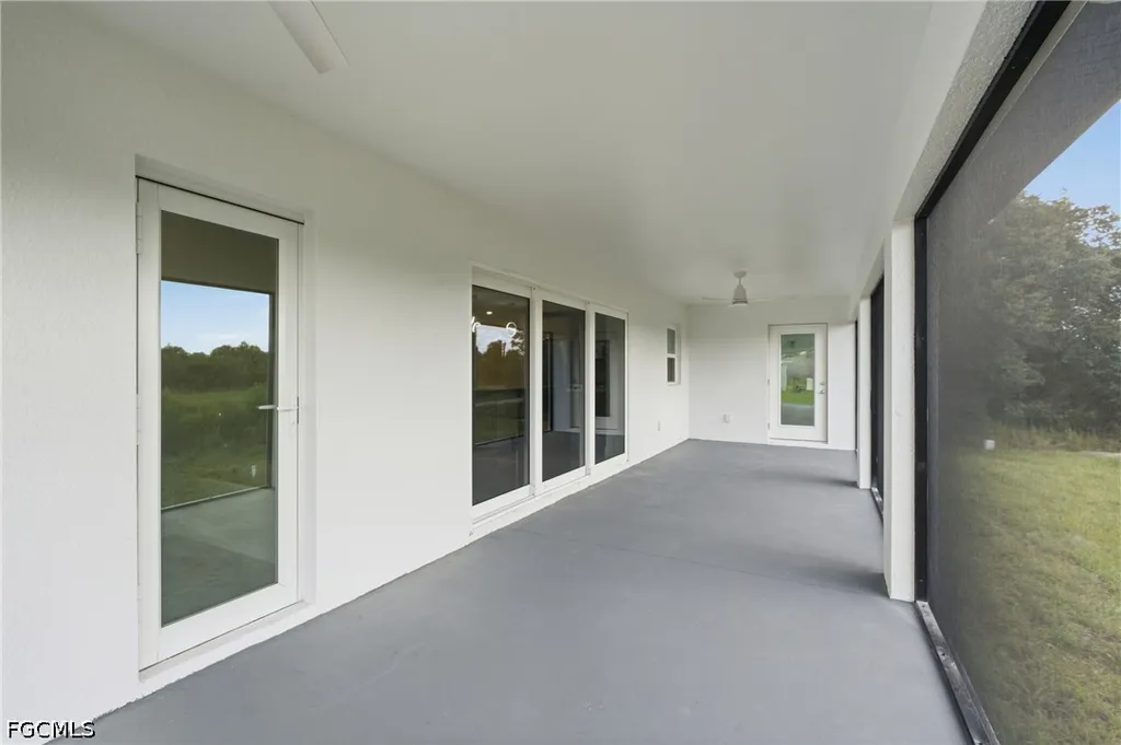 2800 Nora Avenue N Lehigh Acres FL 33971