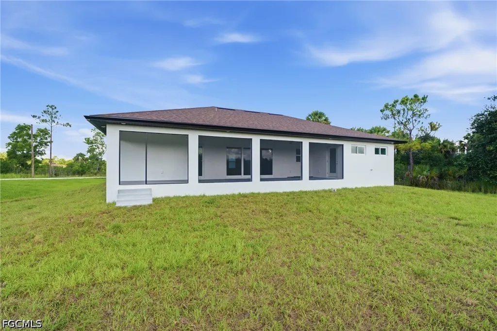 2800 Nora Avenue N Lehigh Acres FL 33971