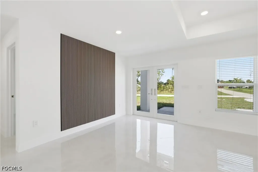 2800 Nora Avenue N Lehigh Acres FL 33971