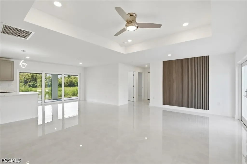 2800 Nora Avenue N Lehigh Acres FL 33971