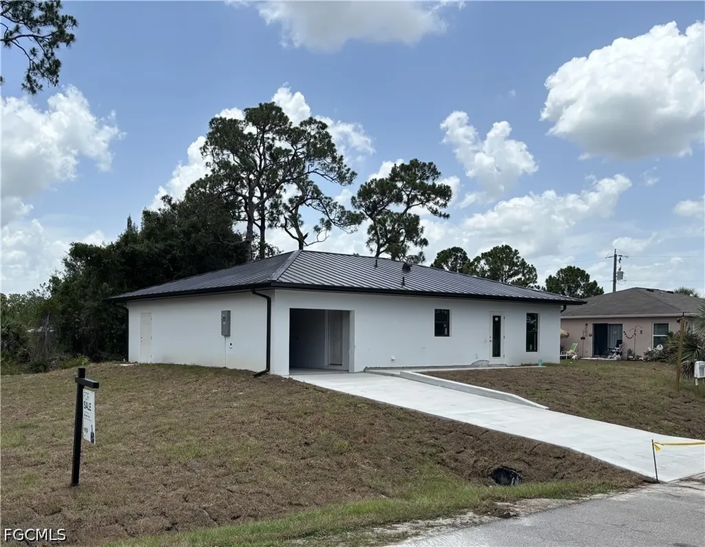 11518 Pioneer Street Punta Gorda FL 33955