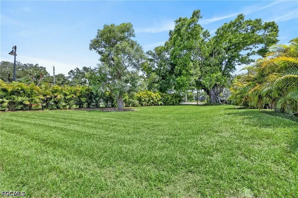 1333 Carlene Avenue Fort Myers FL 33901