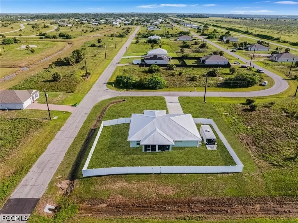 525 Ella Jean Place Labelle FL 33935