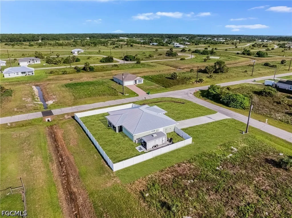 525 Ella Jean Place Labelle FL 33935