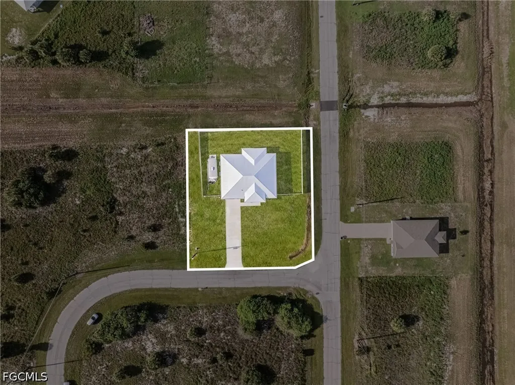 525 Ella Jean Place Labelle FL 33935