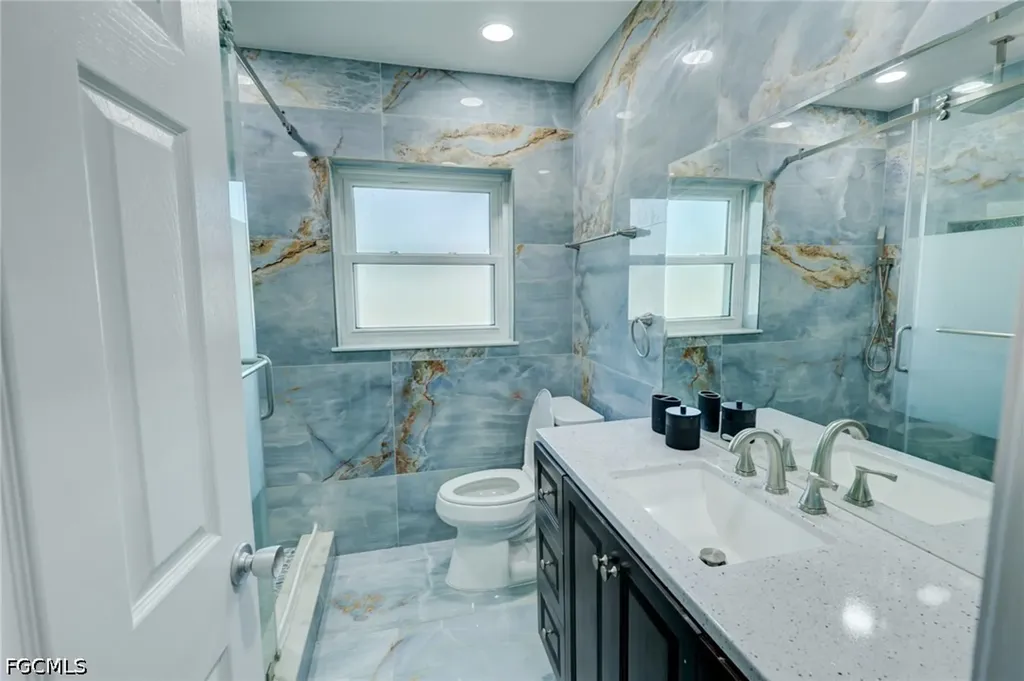 404 El Dorado Parkway E Cape Coral FL 33904