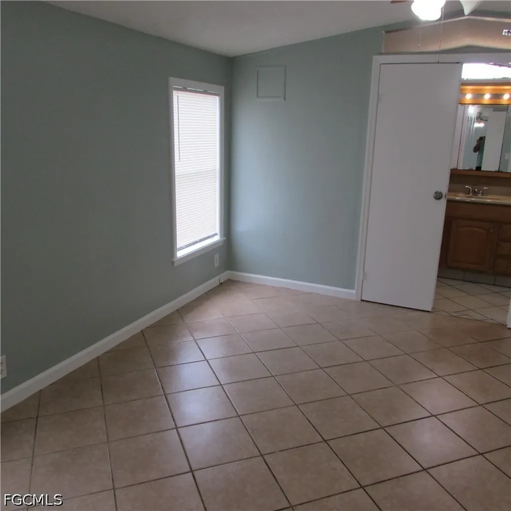 10419 Trotwood Avenue St. James City FL 33956