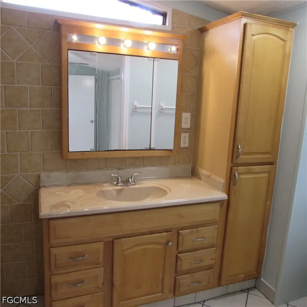 10419 Trotwood Avenue St. James City FL 33956