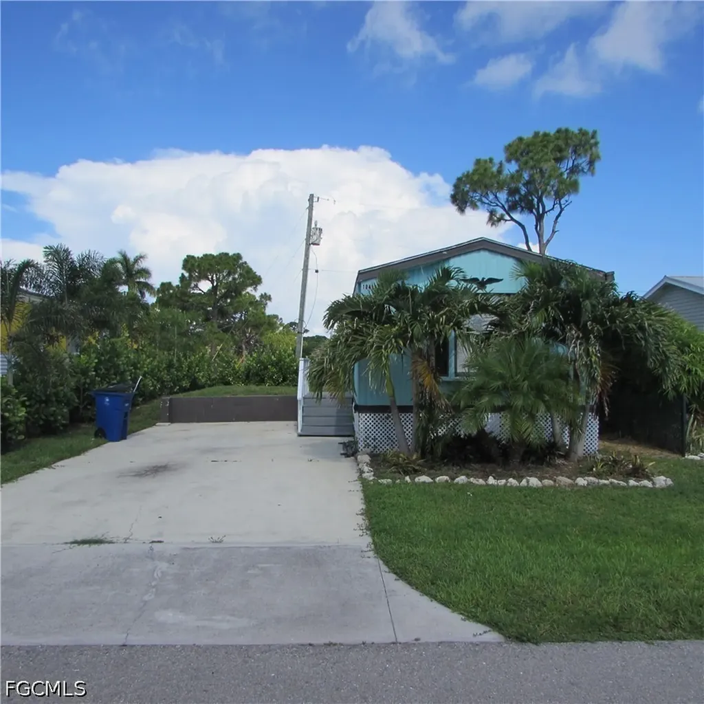 10419 Trotwood Avenue St. James City FL 33956