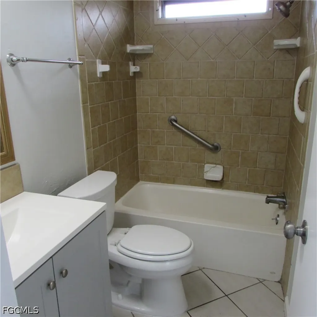 10419 Trotwood Avenue St. James City FL 33956