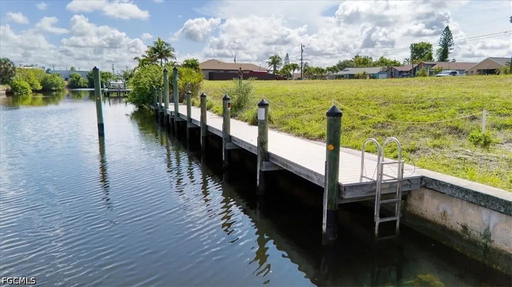 Cape Coral FL, 1102 SE 13th Avenue