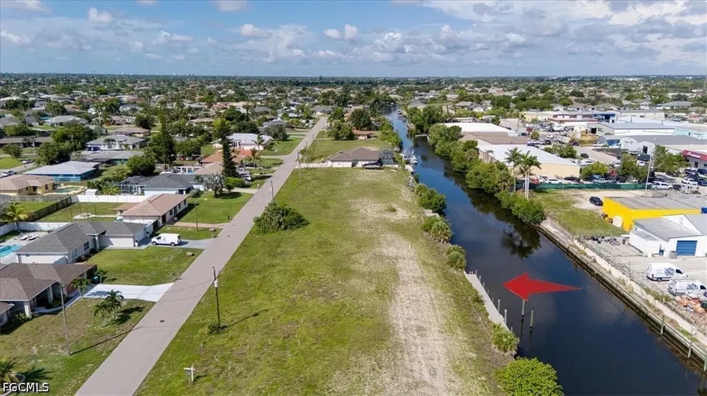 1102 SE 13th Avenue Cape Coral FL 33990
