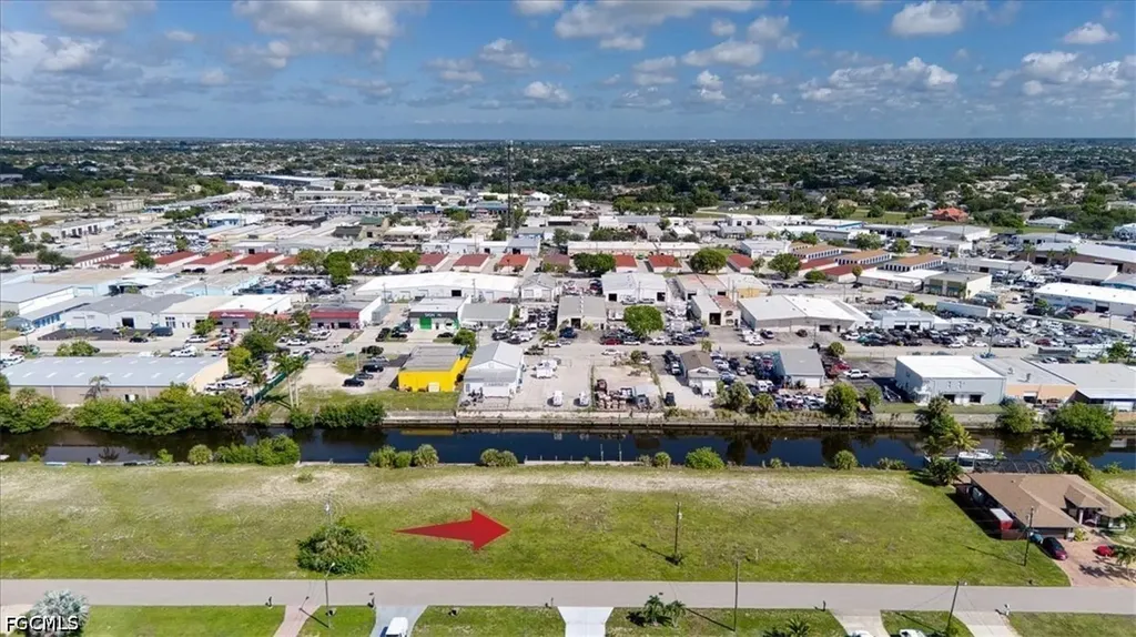 1102 SE 13th Avenue Cape Coral FL 33990