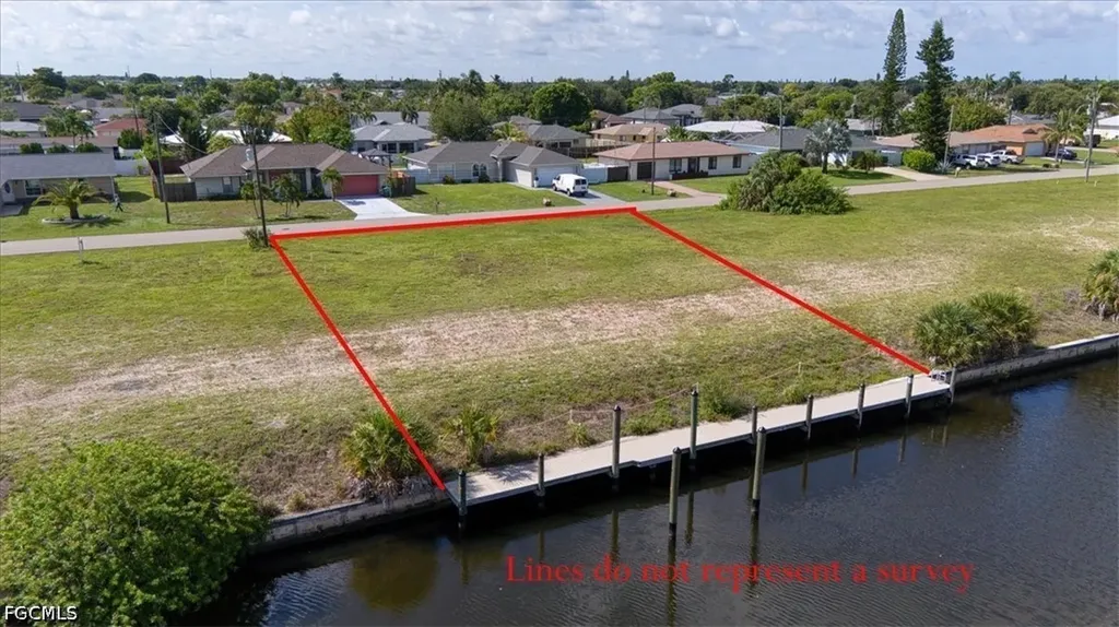 1102 SE 13th Avenue Cape Coral FL 33990