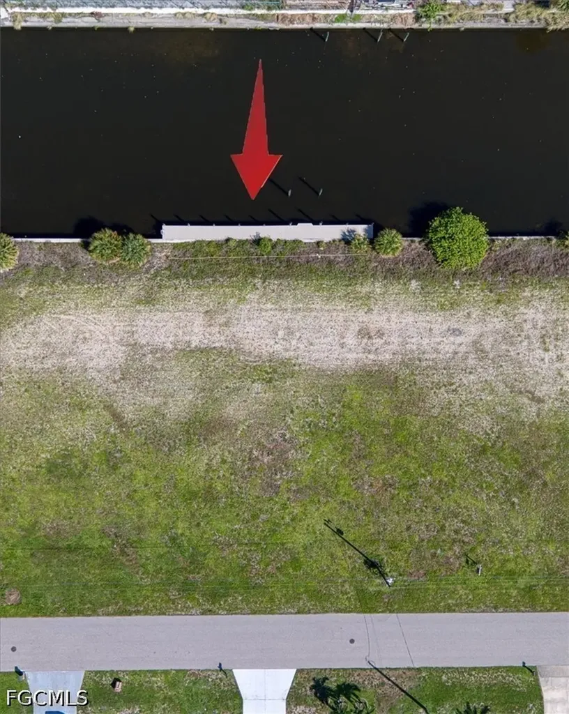 1102 SE 13th Avenue Cape Coral FL 33990