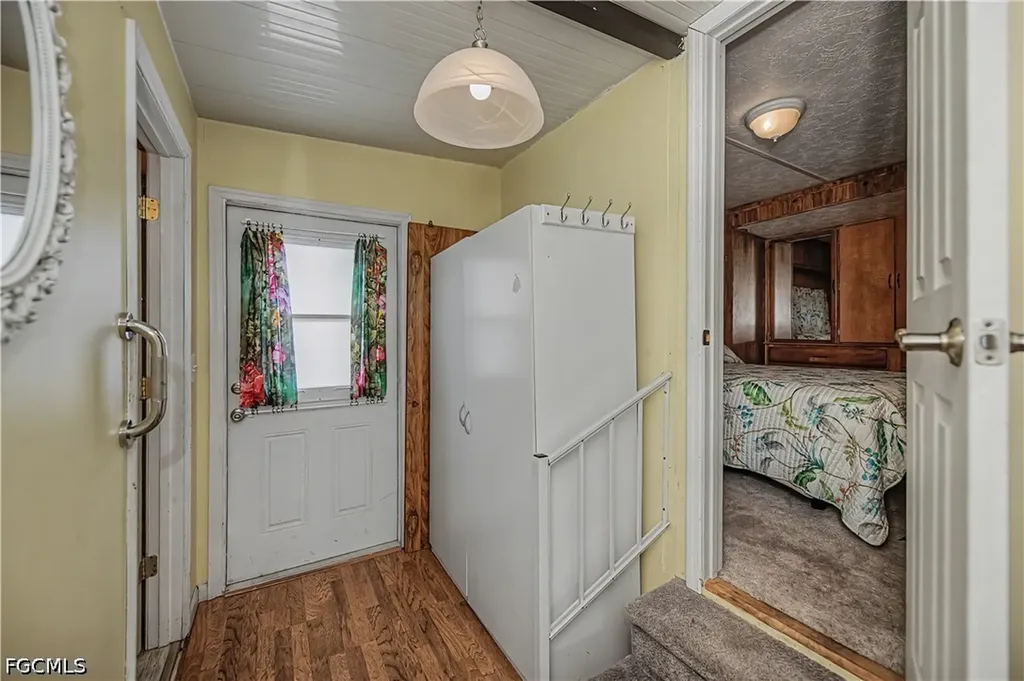 284 Blue Spring Terrace North Fort Myers FL 33903