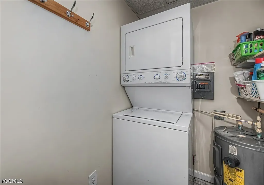 284 Blue Spring Terrace North Fort Myers FL 33903