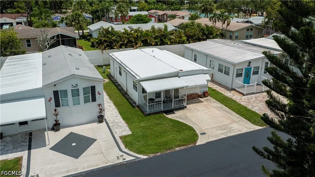 284 Blue Spring Terrace North Fort Myers FL 33903