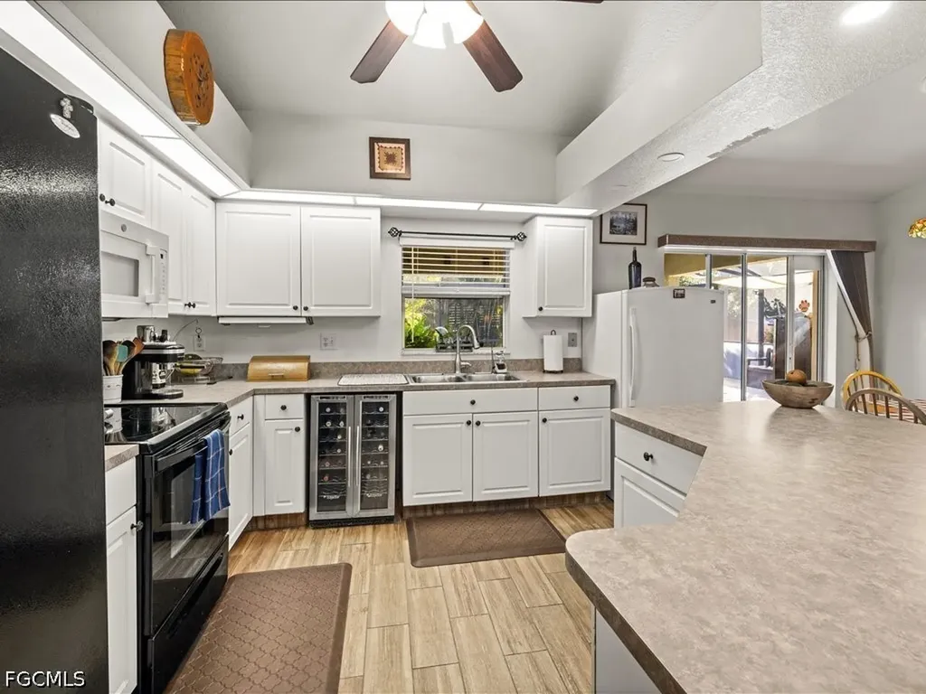 1209 NW 25th Place Cape Coral FL 33993