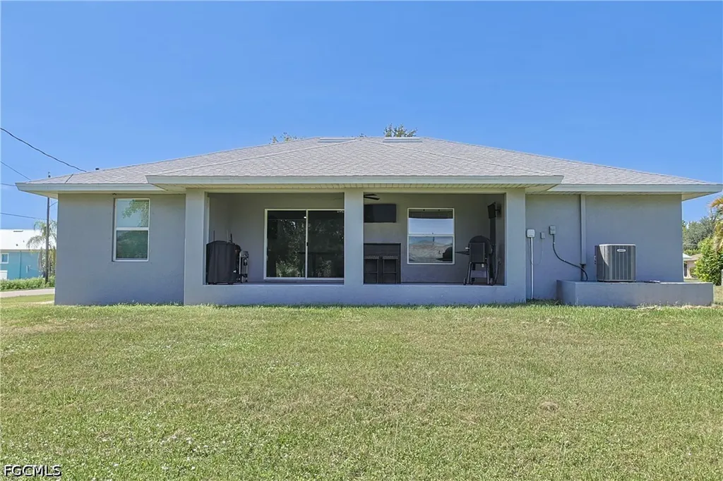 2115 Bahama Avenue Fort Myers FL 33905