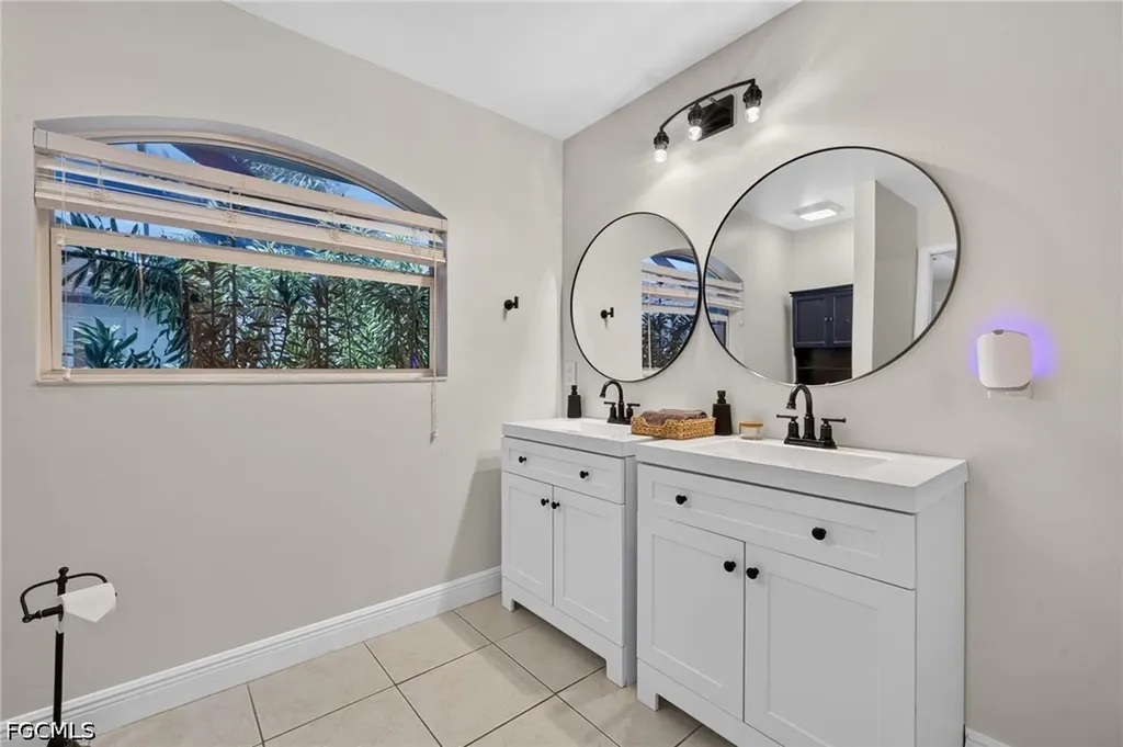 2309 SW 27th Street Cape Coral FL 33914