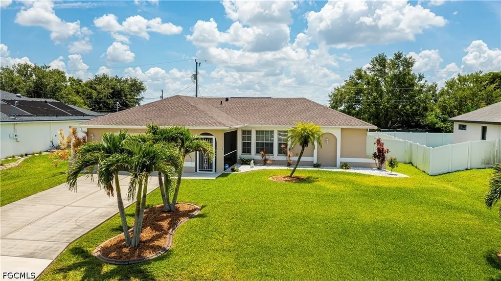 2125 NE 10th Avenue Cape Coral FL 33909